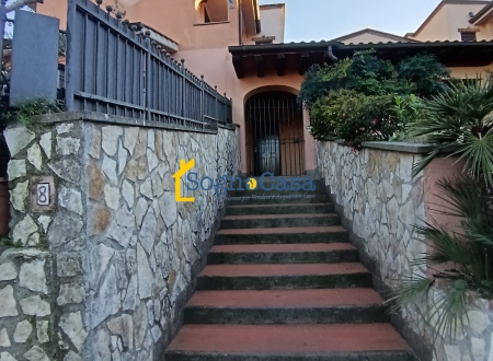 IN VENDITA A RIGNANO FLAMINIO